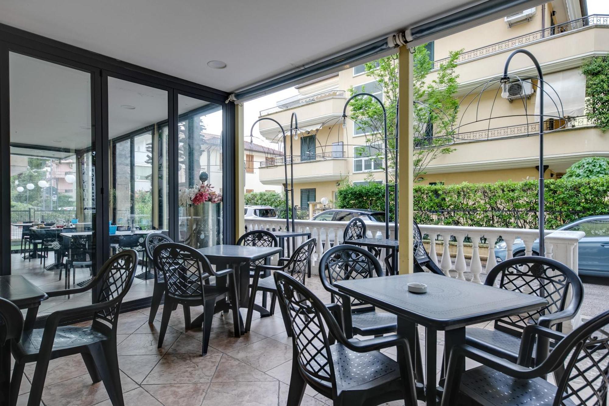 La Nidiola Hotel 2*